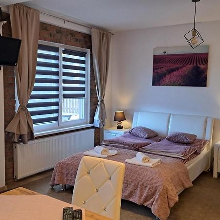 Apartament Lavender Jelenia Góra Exterior foto